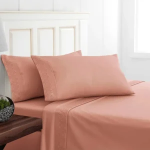 Juego de Sábanas Doral Broderie Santorini 210 Hilos 1,5 Plazas Coral